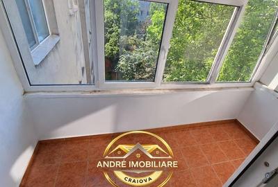 Apartament cu 2 camere decomandat în Calea București - 3