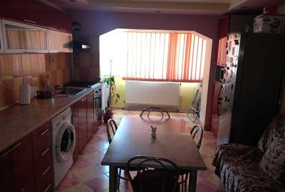 Apartament cu 2 camere decomandat în Central - 11