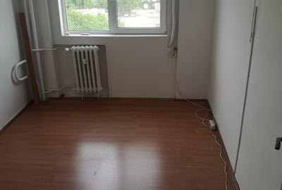Apartament cu 3 camere decomandat, mobilat în Giurgiului - 1