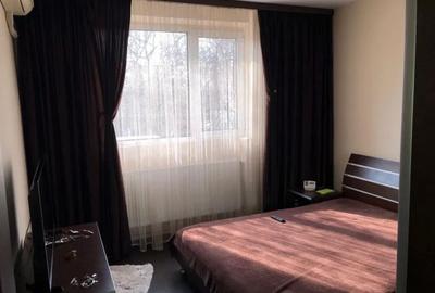 Apartament cu 3 camere decomandat în Micro 38 - 1