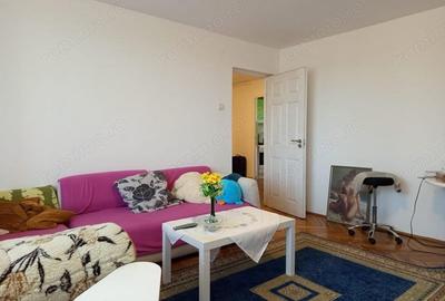 Apartament cu 4 camere decomandat în Progresul - 19