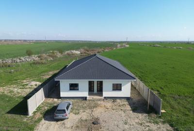 Casă Modernă de Vânzare 3 Camere, 2 Băi, Terasă Acoperită Zona în Dezvoltare - 6