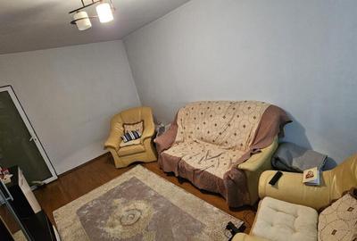 9 MAI - 3 cam dec, parter/4 la 83500 euro - 9