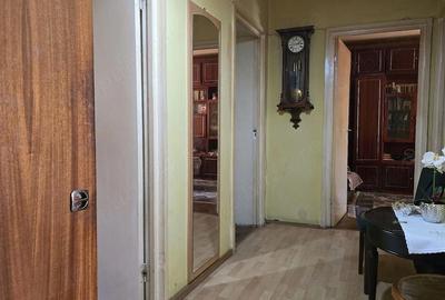 Apartament cu 3 camere decomandat în Progresul - 3