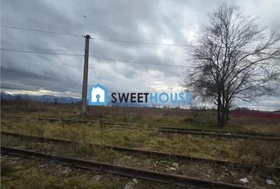 Teren de 2500 mp, în Central - 3