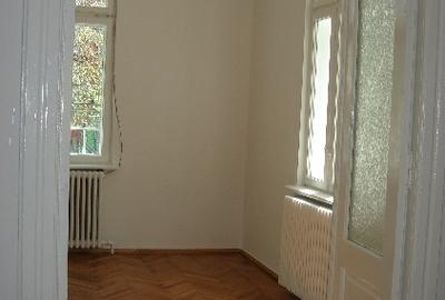 Casă cu 4 camere cu Teren 240 Mp în Domenii - 3