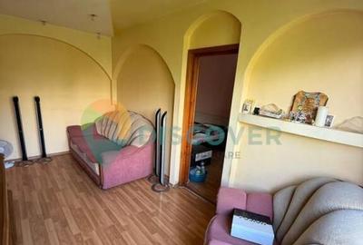 Zona Milcov , 2 camere , 39.000 Euro , eraj 3 - 2