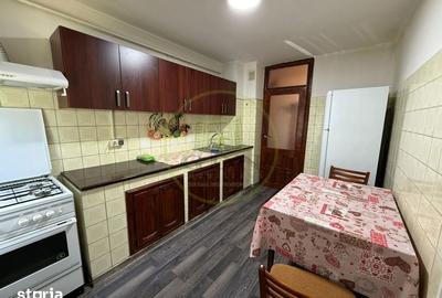 Apartament cu 4 camere decomandat în 1 Mai - 7