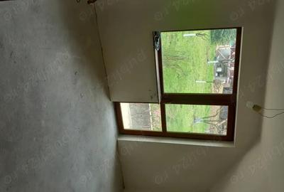 Casă cu 5 camere în Central - 1