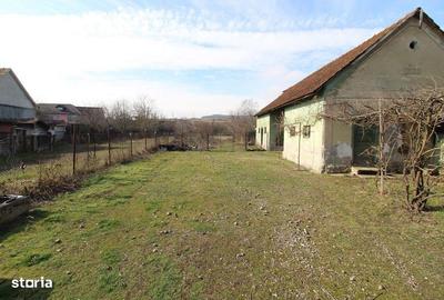 Casă cu 2 camere cu Teren 2261 Mp în Central - 11