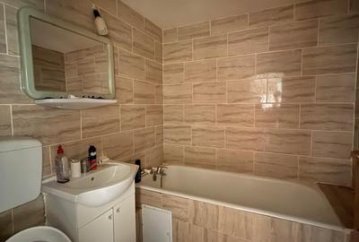 Apartament cu 2 camere decomandat în Teiul Doamnei - 8