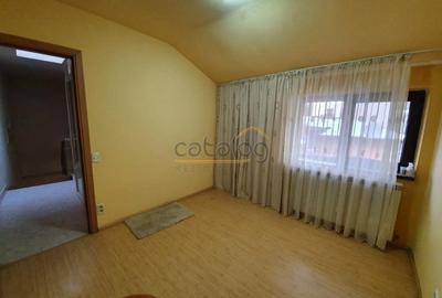 Casă cu 4 camere cu Canalizare în Dristor - 9