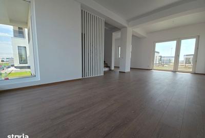 Casă cu 4 camere cu Teren 480 Mp în Vidra - 11