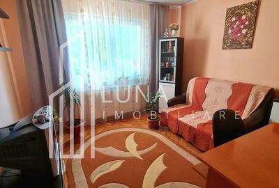Apartament cu 3 camere decomandat în Tudor - 8