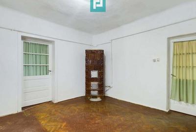 Casa cu 4 camere de vanzare in Sega - 4