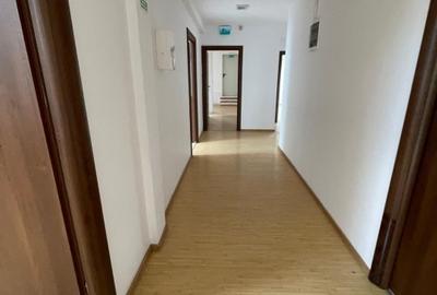 Casă individuală cu 20 camere cu Teren 900 Mp în Prelungirea Ghencea - 12