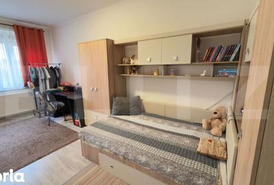 Apartament cu 4 camere decomandat în Central - 4