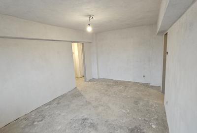 Apartament cu 2 camere semidecomandat în Sud - 4