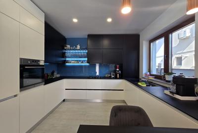 Duplex P+E+M ,suprafata teren 350mp,amprenta 102mp,construita 306mp,utilata/mob - 5