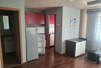 Garsonieră decomandată în Central - 2