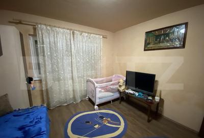 Apartament 4 camere, in suprafata de 74 mp, decomandat, zona - 14