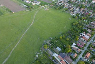 Teren de 54400 mp, în Vladimirescu - 5