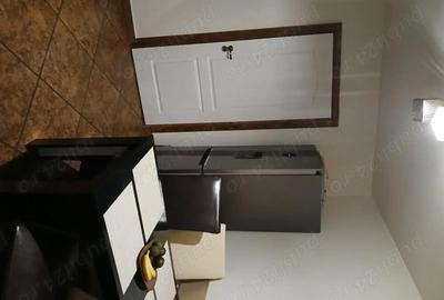 Apartament cu 4 camere în Central - 1