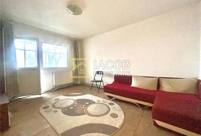 Apartament cu 4 camere decomandat în Narcisa - 2