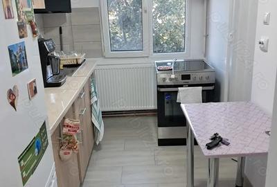 Vand apartament 2 camere Resita Micro 3 - 6