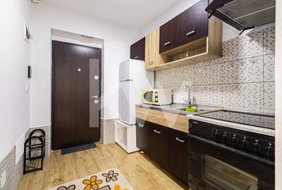 Garsonieră semidecomandată, mobilată în Tractorul - 5