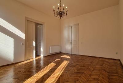 0 % comision, Locatie unica, Apartament in cladire istorica an 1900 0 % comision, Locatie unica, Apartament in cladire istorica an 1900 - 3