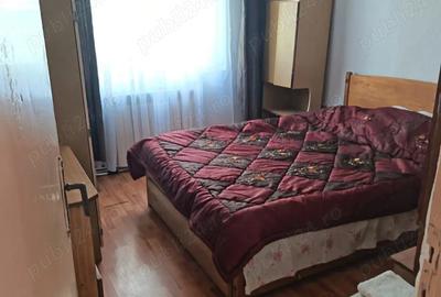 Vand apartament semidecomandat Barlad - 3