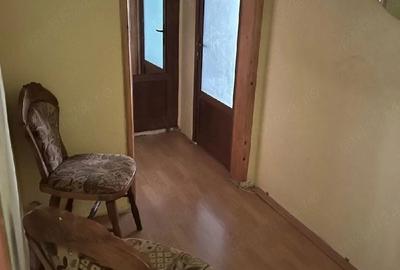 Apartament cu 4 camere decomandat în Radu Negru