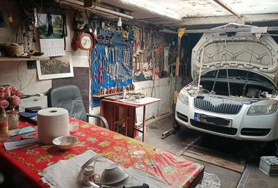 Casă cu 5 camere cu Teren 303 Mp în Lacul Tei - 10