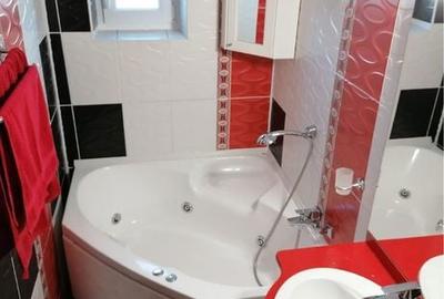 Apartament cu 3 camere decomandat în 13 Septembrie - 2