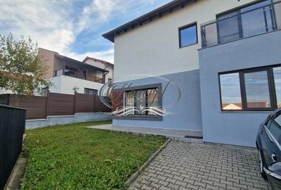 Casa de tip duplex la cheie pe strada Campului - 3