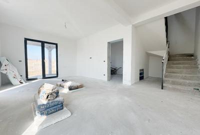 Duplex 4 camere, 126 mp utili, P+Etaj, 300mp teren,  Mosnita Veche - 2