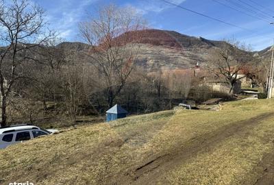 Casă cu 2 camere în Izvoarele - 10