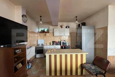 Casă cu 4 camere cu Teren 900 Mp în Central - 5