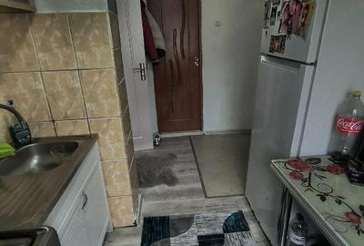 Garsonieră decomandată în Exterior Vest - 3