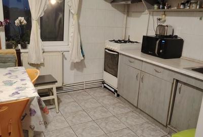 Apartament cu 2 camere decomandat în 1 Decembrie - 1