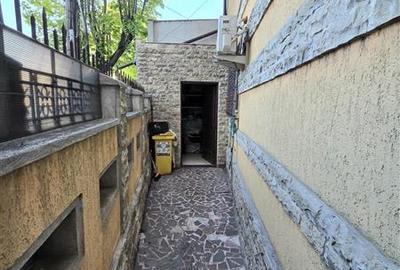 Apartament cu 4 camere decomandat, mobilat în Casa de Cultură - 31