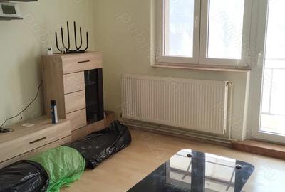 Apartament cu 4 camere decomandat în Central - 1