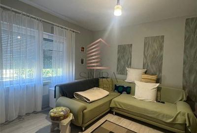 Casă cu 3 camere decomandat cu Teren 2000 Mp în Vest