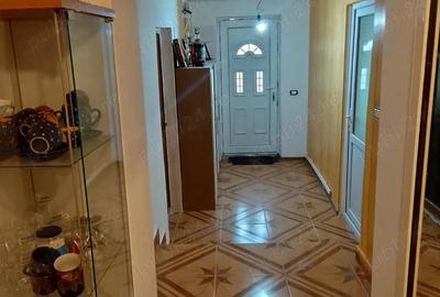 Casă cu 4 camere în Central - 4