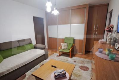 Apartament cu 3 camere decomandat în Kogălniceanu