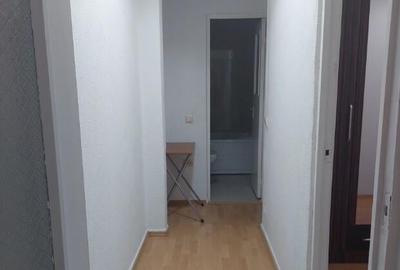 Apartament cu 3 camere decomandat în Berceni - 4