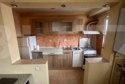 Apartament cu 2 camere la mansarda, 43 mp, zona Complex - 8