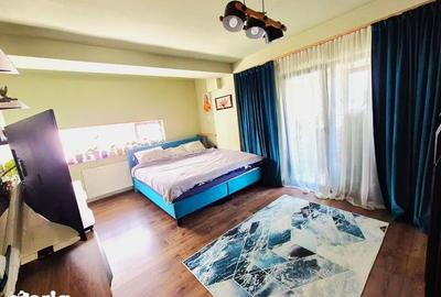 Apartament cu 3 camere decomandat în Girocului - 8