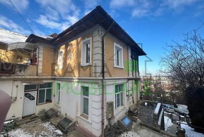 Apartament cu 4 camere semidecomandat în Dealul Cetății - 1